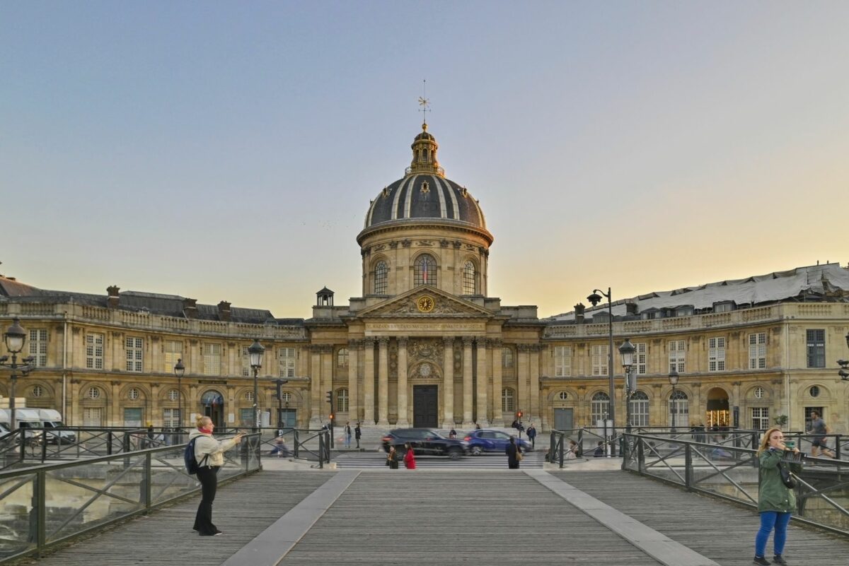 Mutuelles : le gel des cotisations 2026 devant le Conseil constitutionnel, la taxe de 2,05 % prolongée en 2027